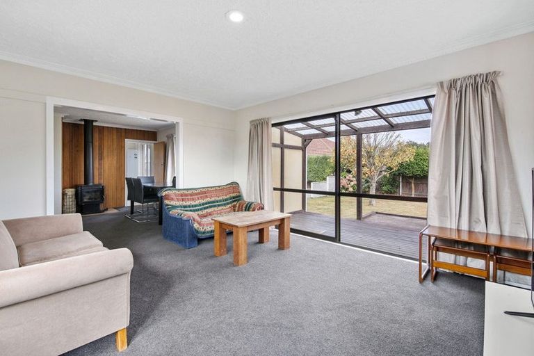 Photo of property in 22 Steadman Road, Broomfield, Christchurch, 8042