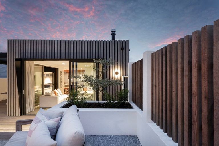 Photo of property in 44 Newport Street, Belleknowes, Dunedin, 9011