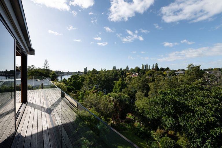 Photo of property in 1202 Victoria Street, Whitiora, Hamilton, 3200