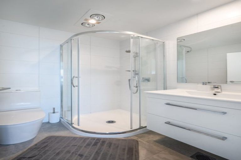 Photo of property in 4/47a Huntington Drive, Huntington Park, Auckland, 2013