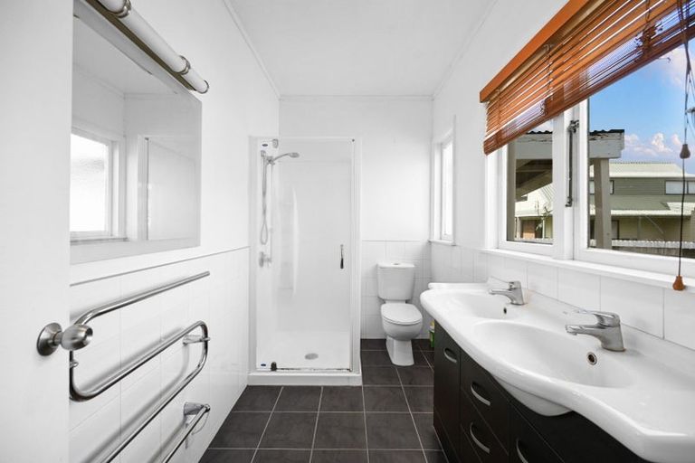 Photo of property in 41 Lake Crescent, Hamilton Lake, Hamilton, 3204