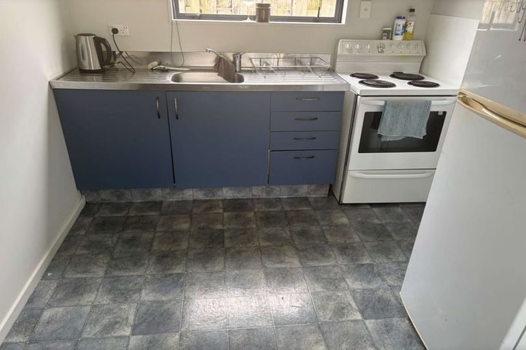 Photo of property in 7 List Street, Welbourn, New Plymouth, 4310