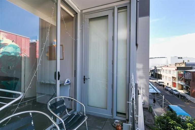 Photo of property in The Wellington Suites, 385/233 Cuba Street, Te Aro, Wellington, 6011