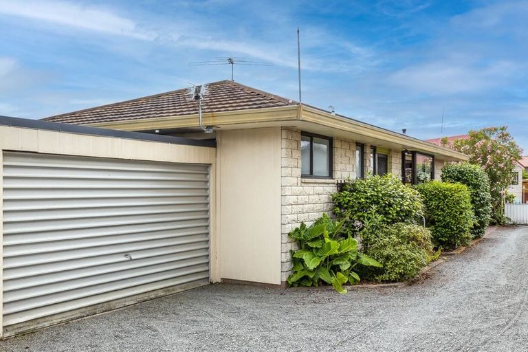 Photo of property in 2/81 Union Street, New Brighton, Christchurch, 8061