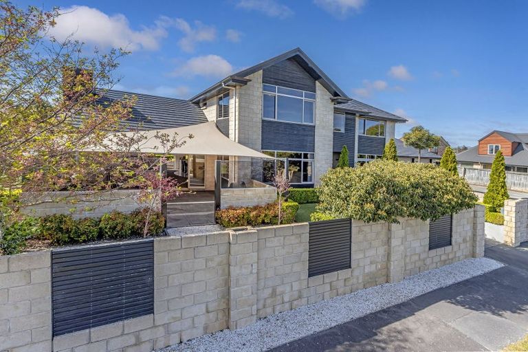 Photo of property in 1 Bancroft Place, Parklands, Christchurch, 8083