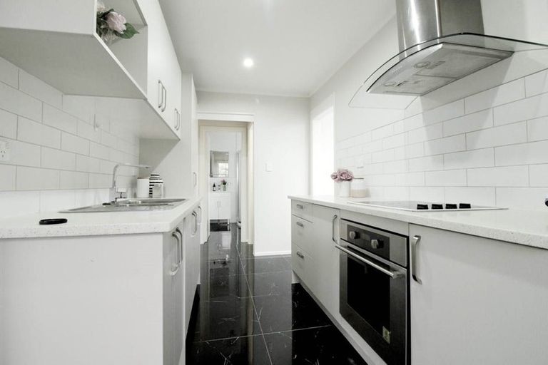 Photo of property in 114 Coxhead Road, Wattle Downs, Auckland, 2103