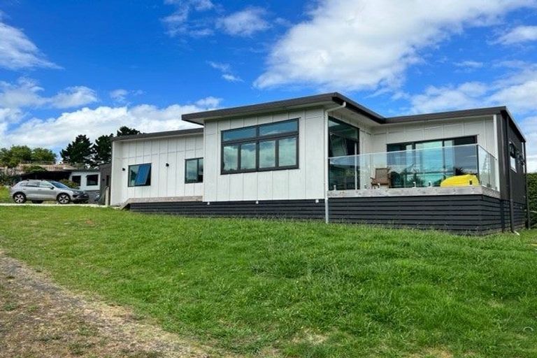 Photo of property in 29 Robertson Street, Raglan, 3225