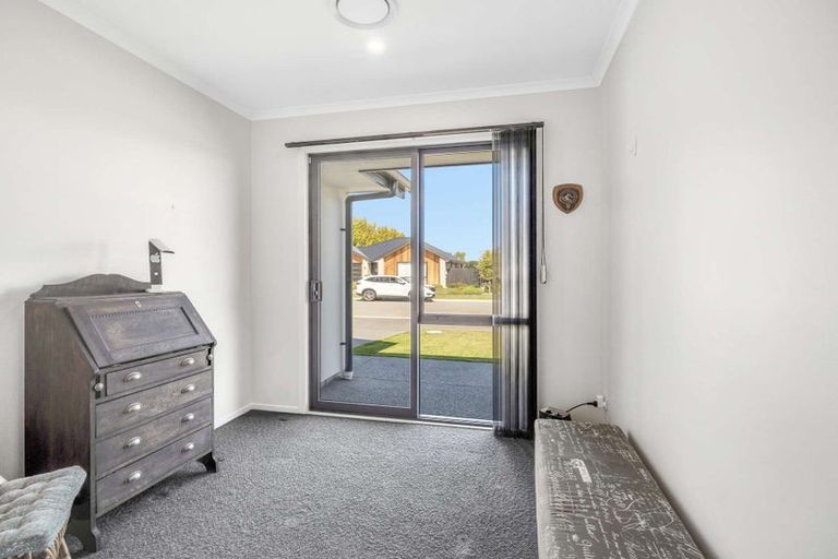 Photo of property in 10 Mills Road, Marshland, Christchurch, 8051