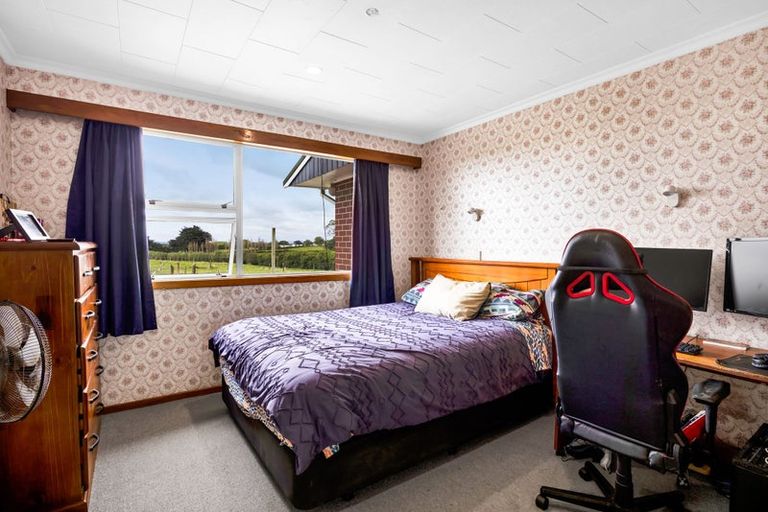 Photo of property in 24 Victoria Road, Stratford, 4391