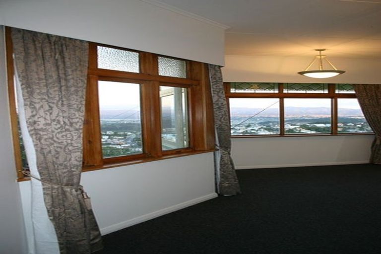 Photo of property in 42 Mitchell Street, Brooklyn, Wellington, 6021