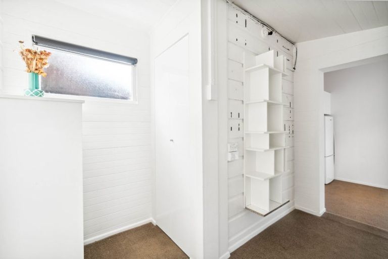 Photo of property in 17 Rotherham Terrace, Miramar, Wellington, 6022