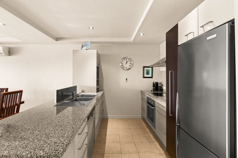 Photo of property in Northridge Apartments Stage Z, 7/22 Hospital Terrace, Hospital Hill, Napier, 4110