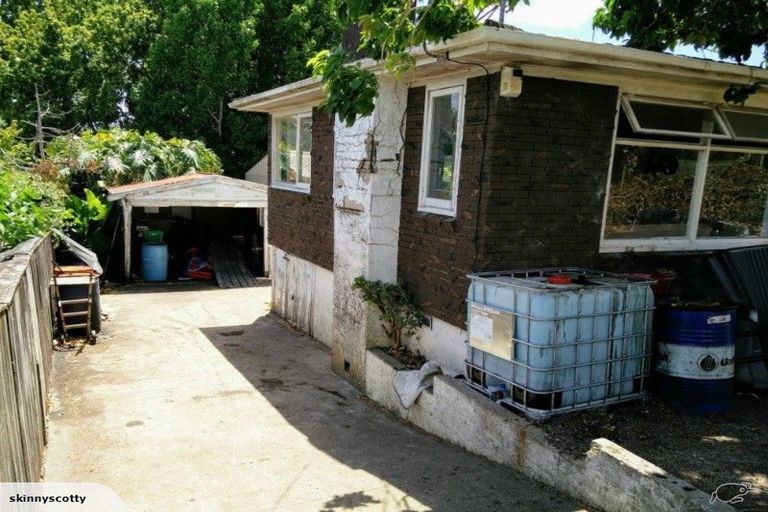 Photo of property in 19 Sherwood Avenue, Te Atatu South, Auckland, 0610