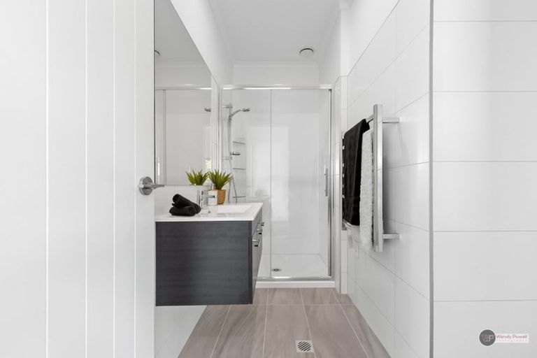 Photo of property in 1/51 Kings Crescent, Hutt Central, Lower Hutt, 5010