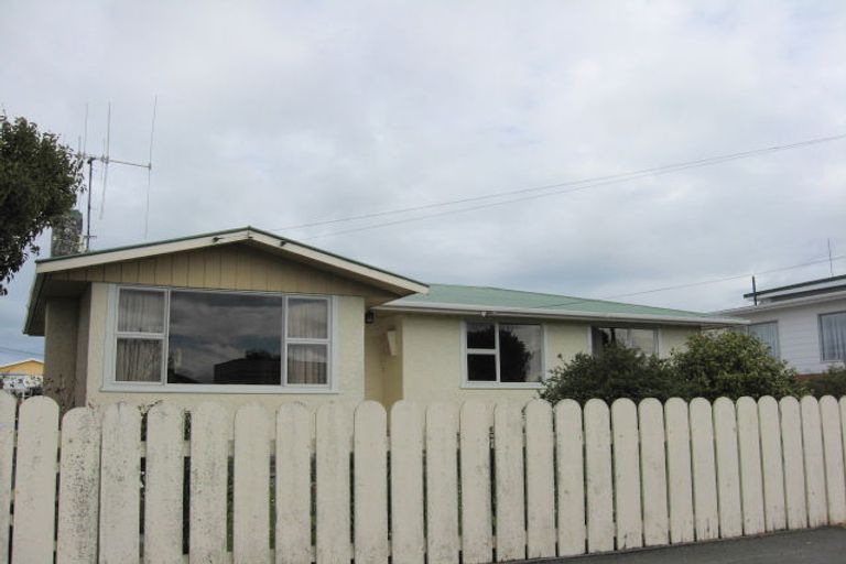 Photo of property in 52 Durie Street, Durie Hill, Whanganui, 4500
