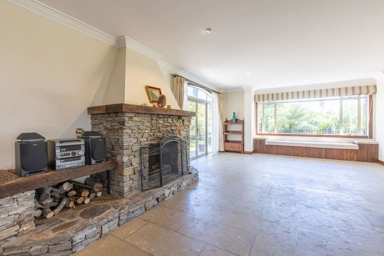 Photo of property in 15 Strathfield Lane, Whitford, Howick, 2571