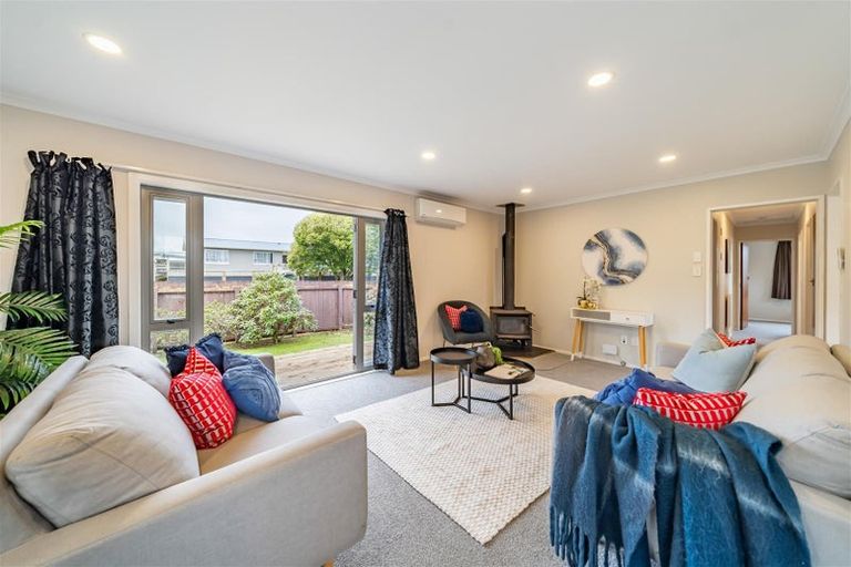 Photo of property in 196 California Drive, Totara Park, Upper Hutt, 5018