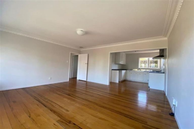 Photo of property in 3/3 Penzance Road, Mairangi Bay, Auckland, 0630