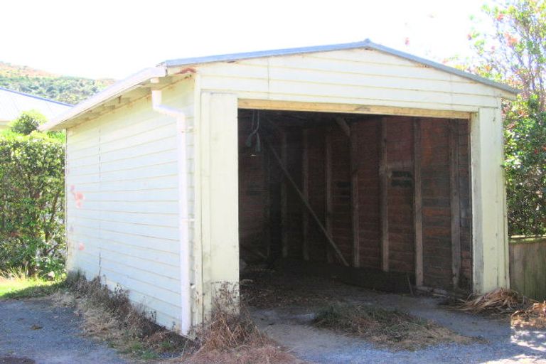 Photo of property in 126 Clyde Street, Island Bay, Wellington, 6023