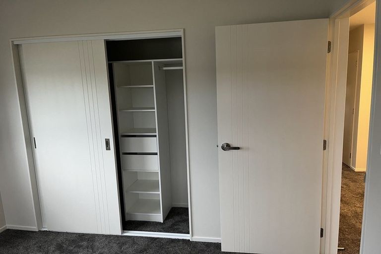 Photo of property in 3/11 Karamu Street, Te Atatu Peninsula, Auckland, 0610