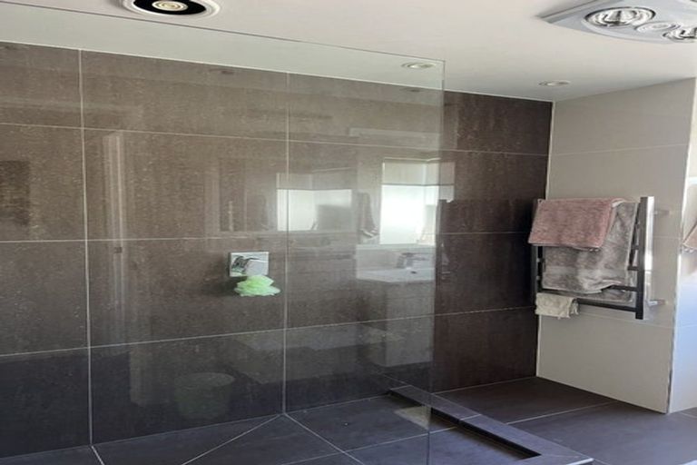 Photo of property in 9 Woodgers Way, Somerville, Auckland, 2014