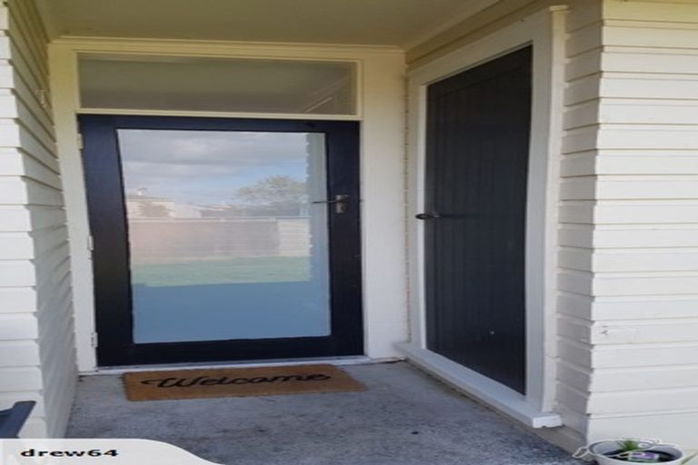 Photo of property in 10b Howard Road, Taradale, Napier, 4112