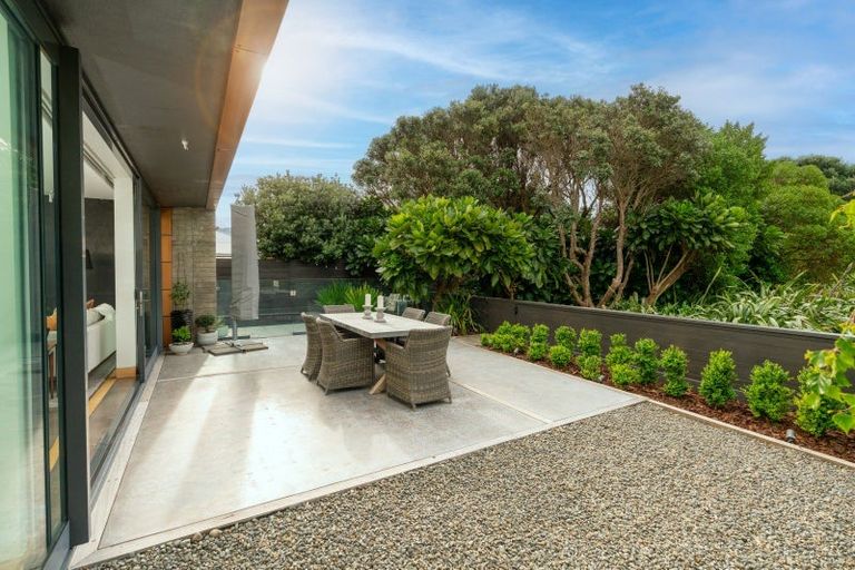 Photo of property in 11 Boardwalk Lane, Seatoun, Wellington, 6022