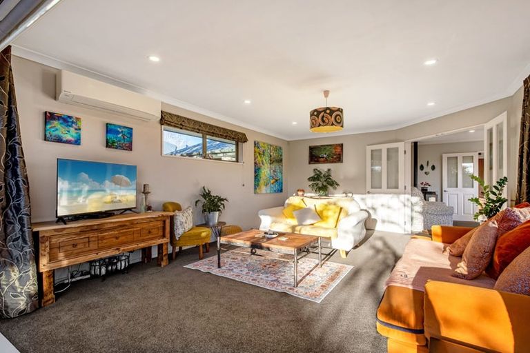 Photo of property in 22 Campion Place, Rolleston, 7614