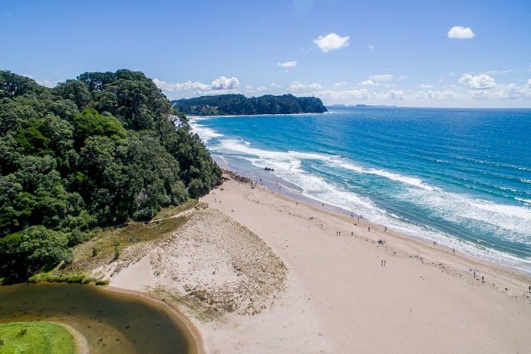 Photo of property in 69 Pye Place, Hot Water Beach, Whitianga, 3591