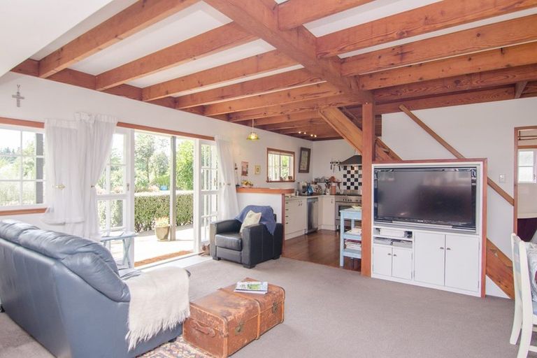 Photo of property in 77 Brooklyn Road, Carterton, 5713