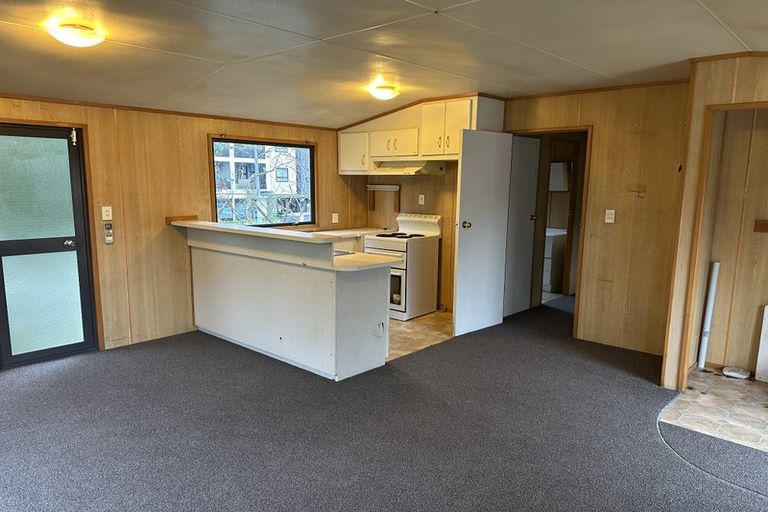 Photo of property in 188 Lake Road, Northcote, Auckland, 0627