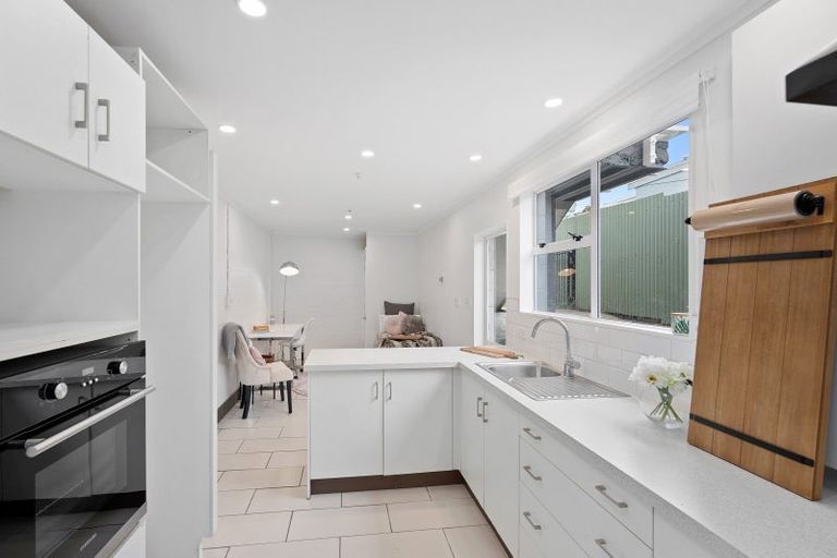 Photo of property in 6a-b Simcox Street, Otaki Beach, Otaki, 5512