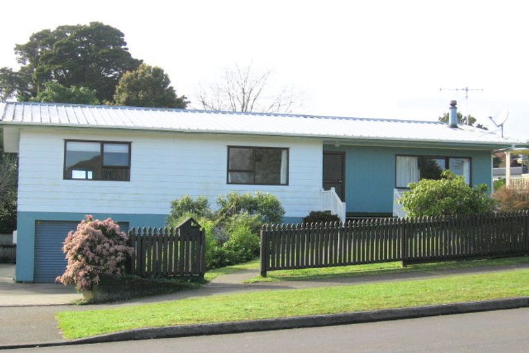 Photo of property in 35 Eden Terrace, Te Kamo, Whangarei, 0112