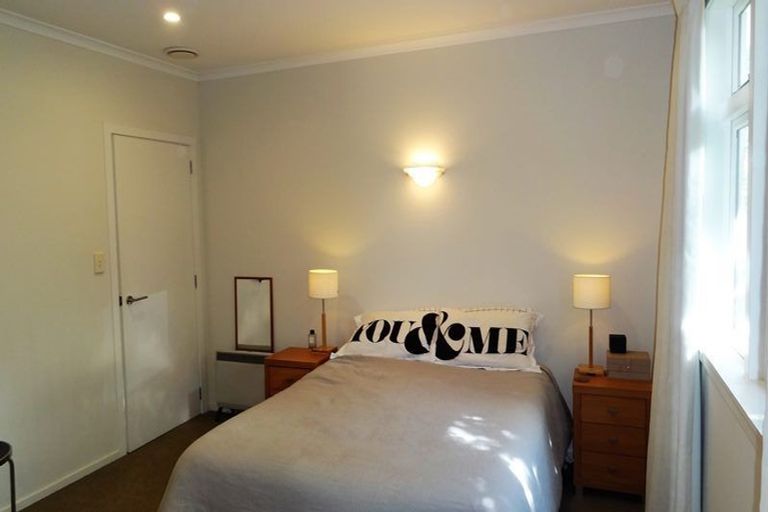 Photo of property in 221 Weston Road, St Albans, Christchurch, 8052