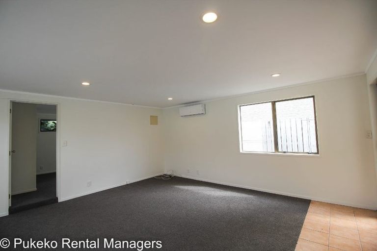 Photo of property in 5 Janese Place, Weymouth, Auckland, 2103