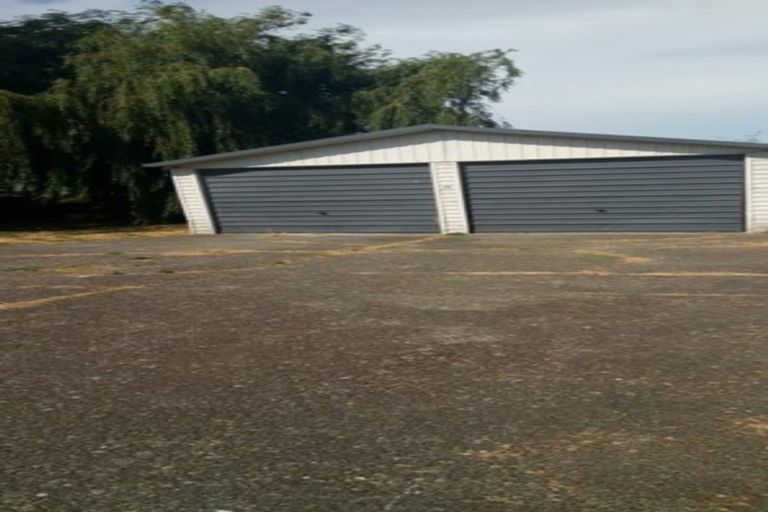 Photo of property in 40 Rowan Avenue, Aranui, Christchurch, 8061