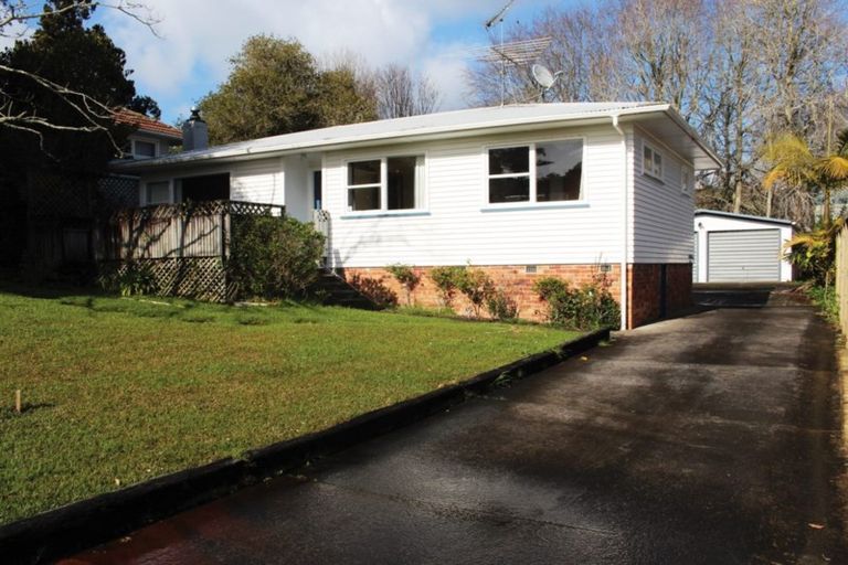 Photo of property in 8 Blenheim Street, Glenfield, Auckland, 0629