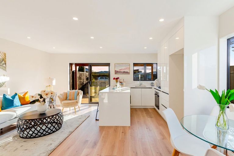 Photo of property in 649a Te Atatu Road, Te Atatu Peninsula, Auckland, 0610