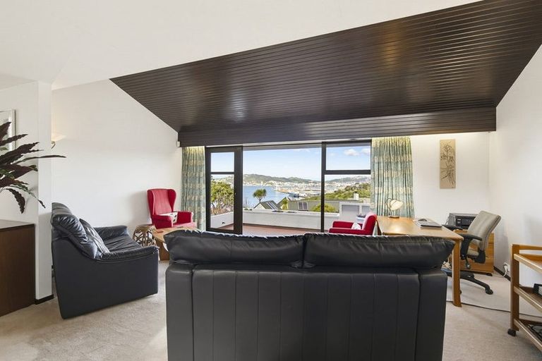 Photo of property in 68a Rama Crescent, Khandallah, Wellington, 6035