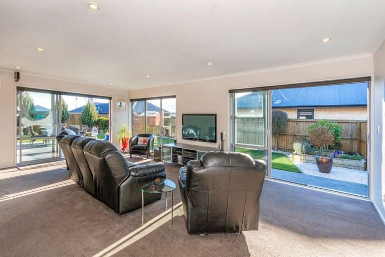 Photo of property in 6 Mimosa Lane, Yaldhurst, Christchurch, 8042