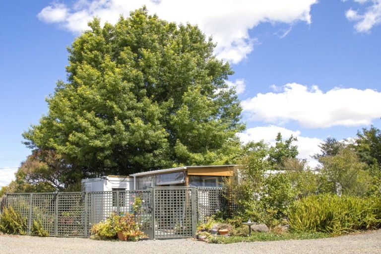 Photo of property in 729 Otaika Valley Road, Maungatapere, Whangarei, 0170