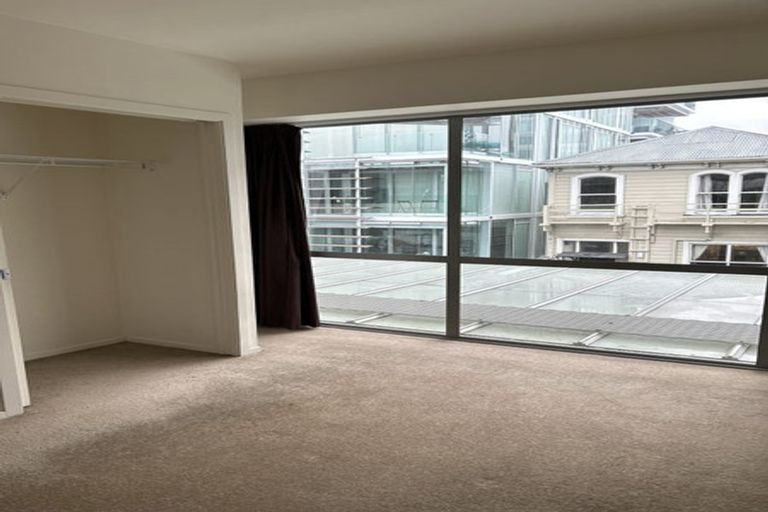 Photo of property in Sol Apartments, 8/37 Jessie Street, Te Aro, Wellington, 6011