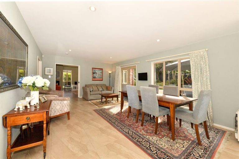 Photo of property in 16a Hadlow Place, Burnside, Christchurch, 8041