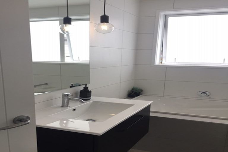 Photo of property in 8 Cicada Road, Hobsonville, Auckland, 0616