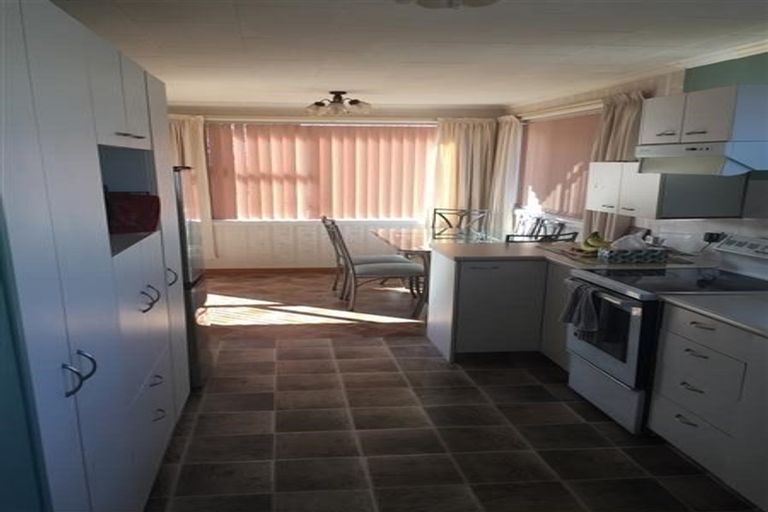 Photo of property in 13 Kowhai Street, Inglewood, 4330