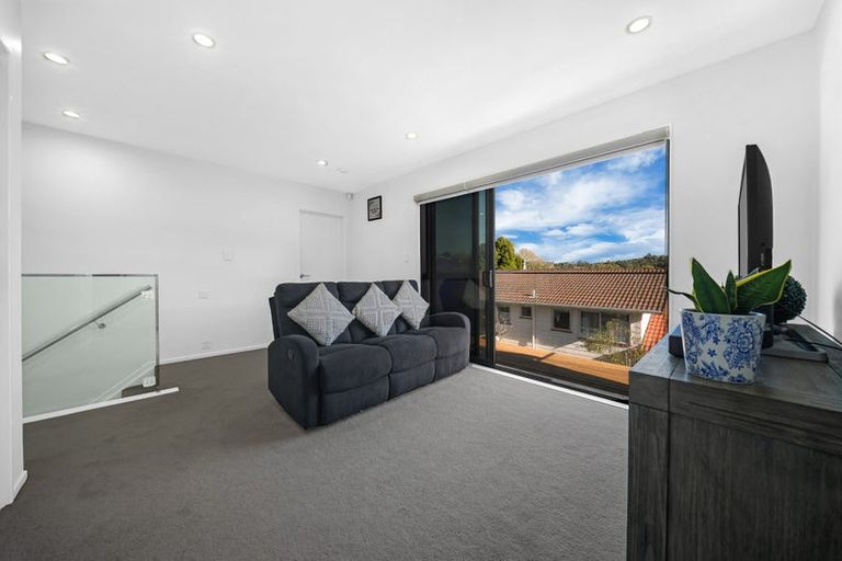 Photo of property in 58b Spinella Drive, Bayview, Auckland, 0629