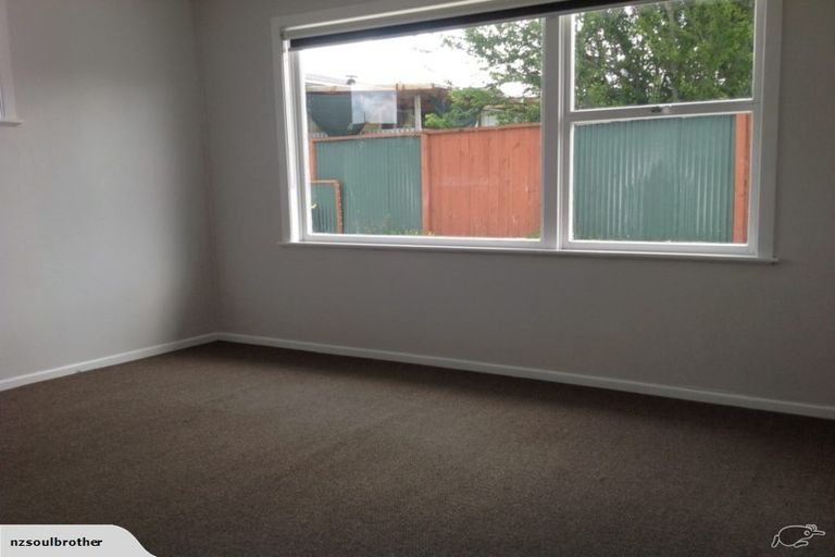 Photo of property in 26 Eskdale Road, Birkdale, Auckland, 0626