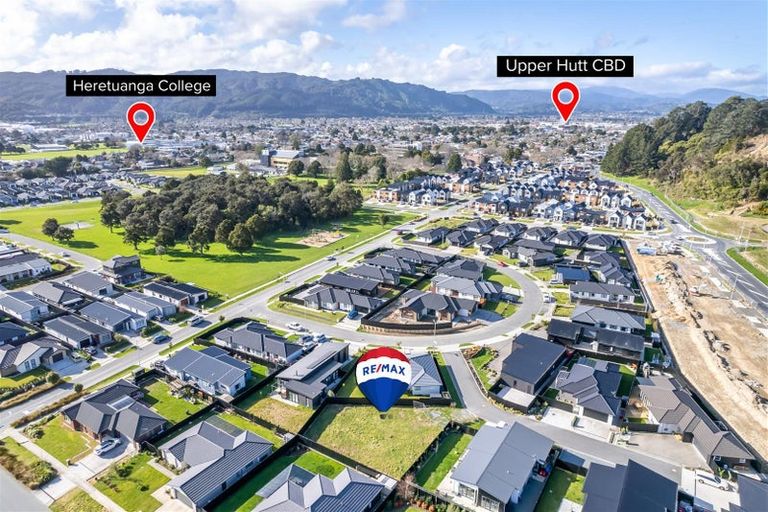 Photo of property in 4 Mcmillan Lane, Wallaceville, Upper Hutt, 5018