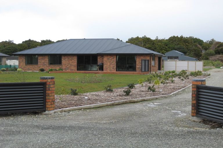 Photo of property in 73 Taiepa Road, Otatara, Invercargill, 9879