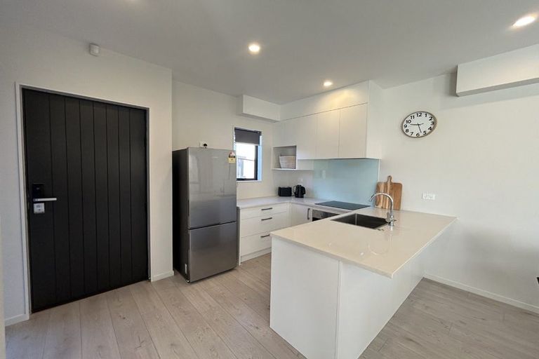 Photo of property in 6/39 Renata Crescent, Te Atatu Peninsula, Auckland, 0610